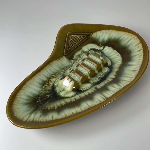 Advertising Ashtray by Sunburst Canada made for Auto Electric Services - Picture 8 of 11